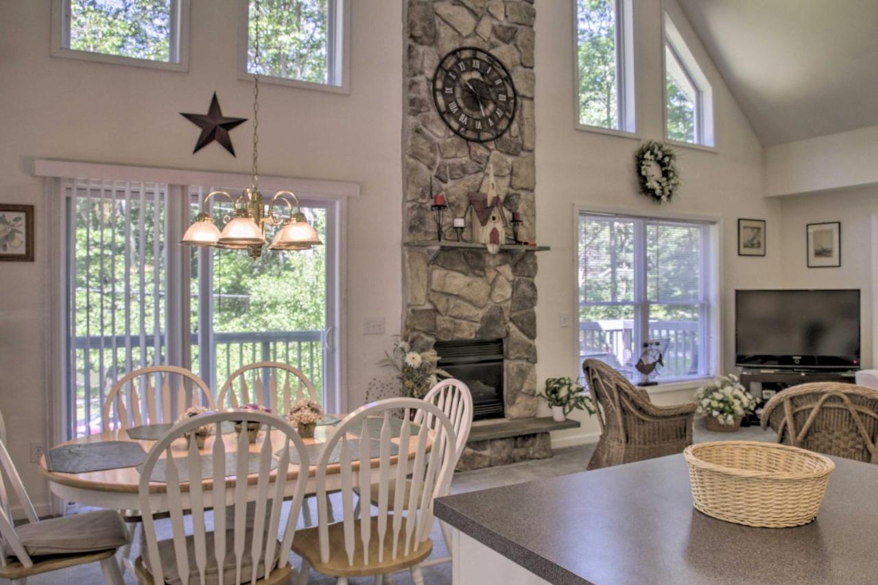Spacious Home With Deck, Grill And Delaware River View Callicoon المظهر الخارجي الصورة